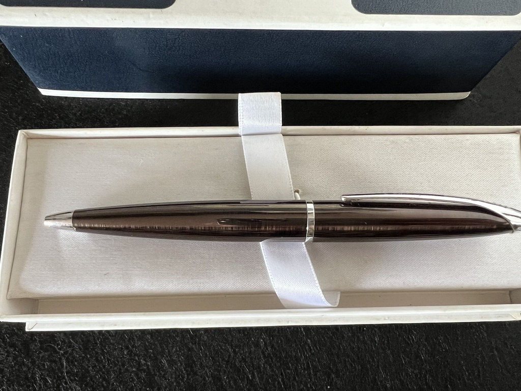 🔴 CROSS penna sfera lacca millerighe marrone e cromata aereodinamica scrive E