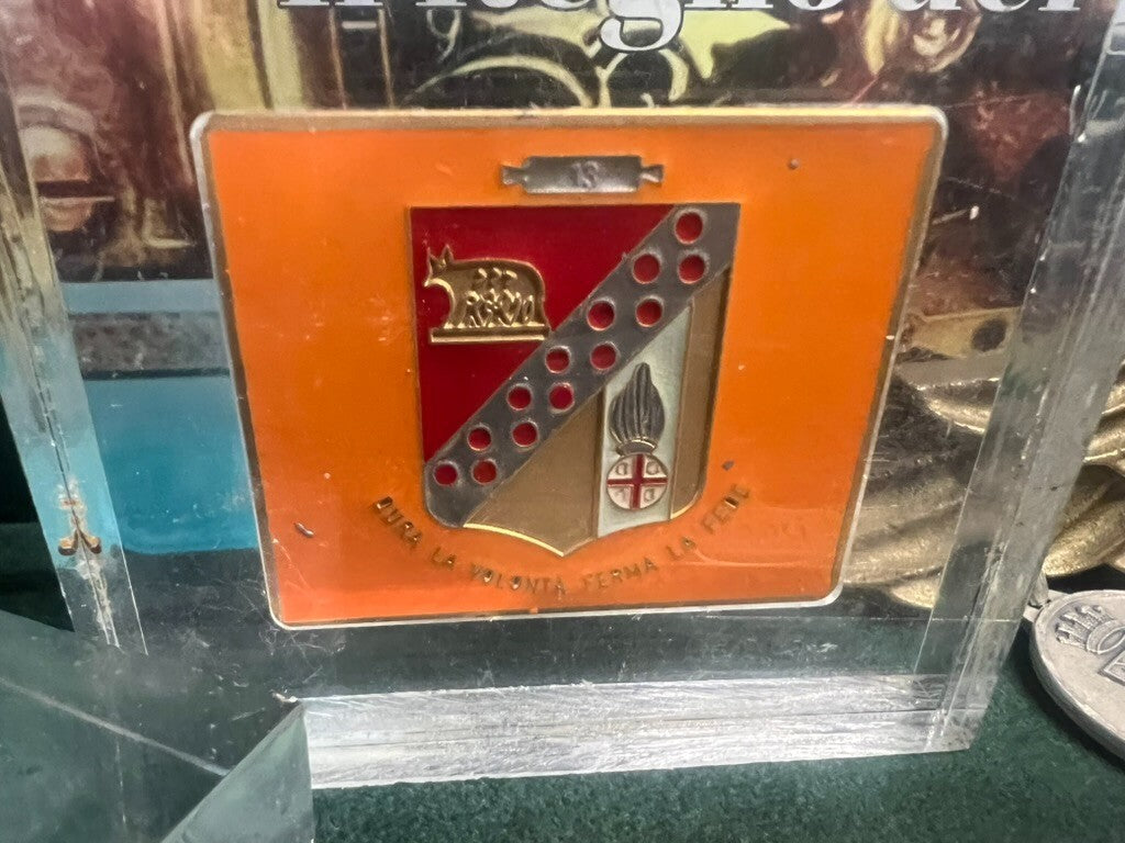 🔴 CREST fermacarte medaglia in plexyglass lotto unico vintage