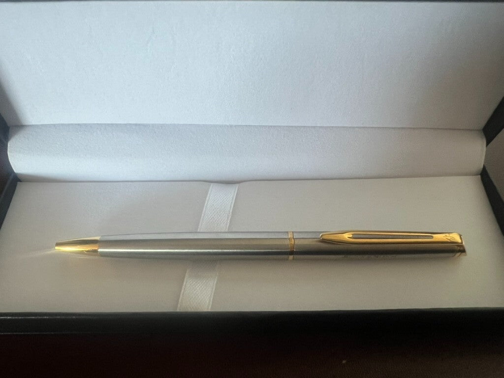 🔴 WATERMAN penna sfera cromata profili dorati iniziali Alexander scrive