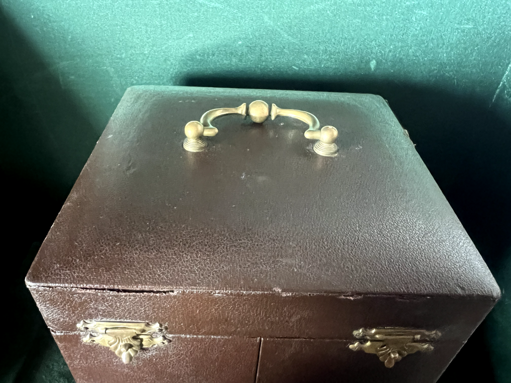 Boîte de Montre Cappuccina Paris Articles Prédicateur Ceinture Velours Vintage