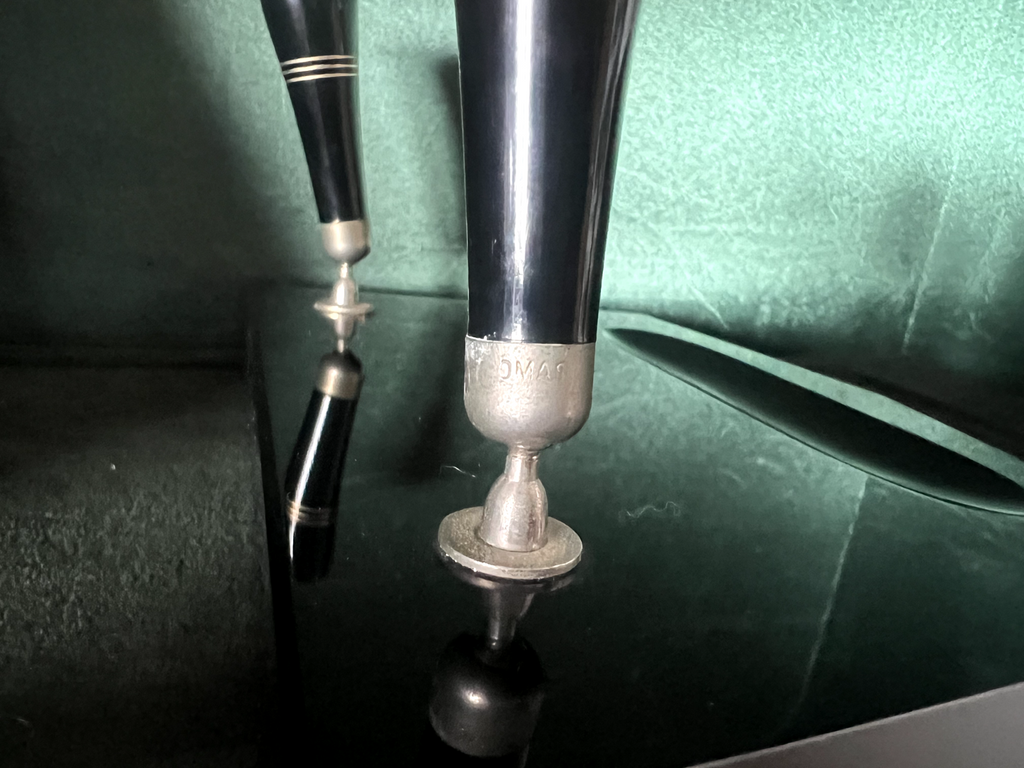 OMAS Onyx Black Fountain Pen Desk Holder Vintage 2 Places