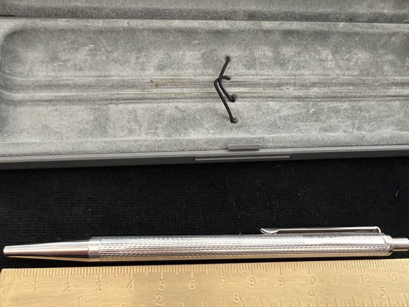 Ville D'Argent Stylo-Plume Sphère Argent 925 Ciselé Guillocchè Vagues Bayram