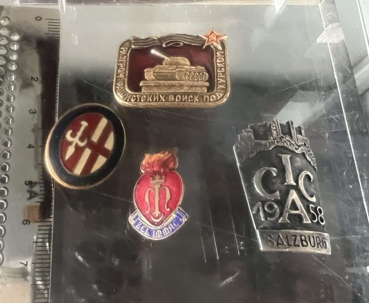 🔴 Pins distintivi SPILLE DI METALLO E SMALTI lotto 4 pezzi originali vintage