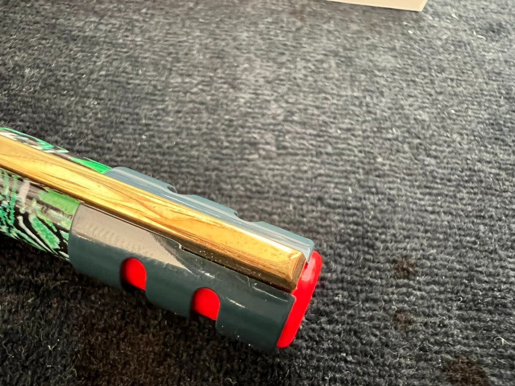 Auretta Stylo-Plume Stylo à Plume par Aurora Jungle Feuille Cartouches Cru '70