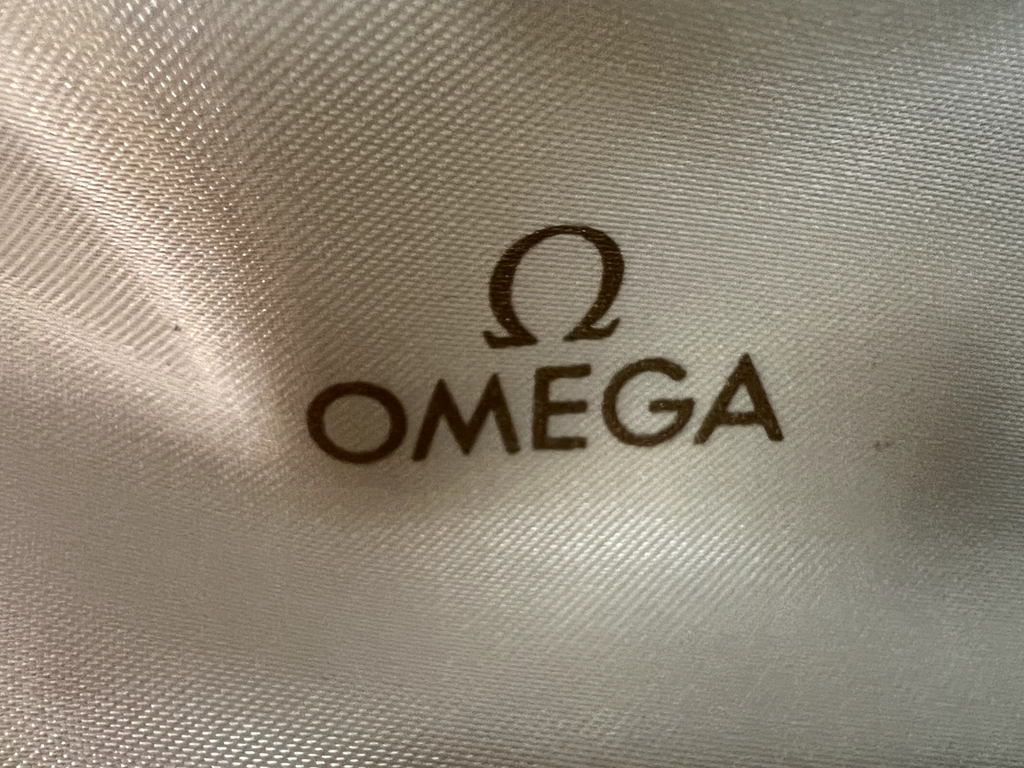 OMEGA Boîtier Boîte Montre Poignet Trousse Coffret Velours Vintage 