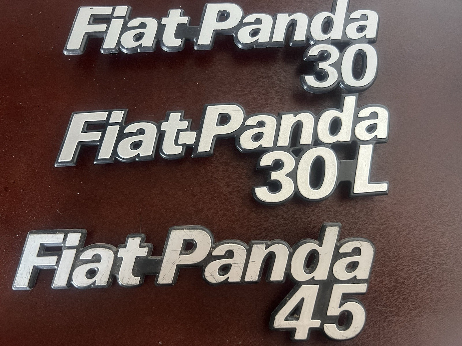 🔴 FIAT PANDA stemmi auto emblema fregio logo 30 30L 45 3 PEZZI