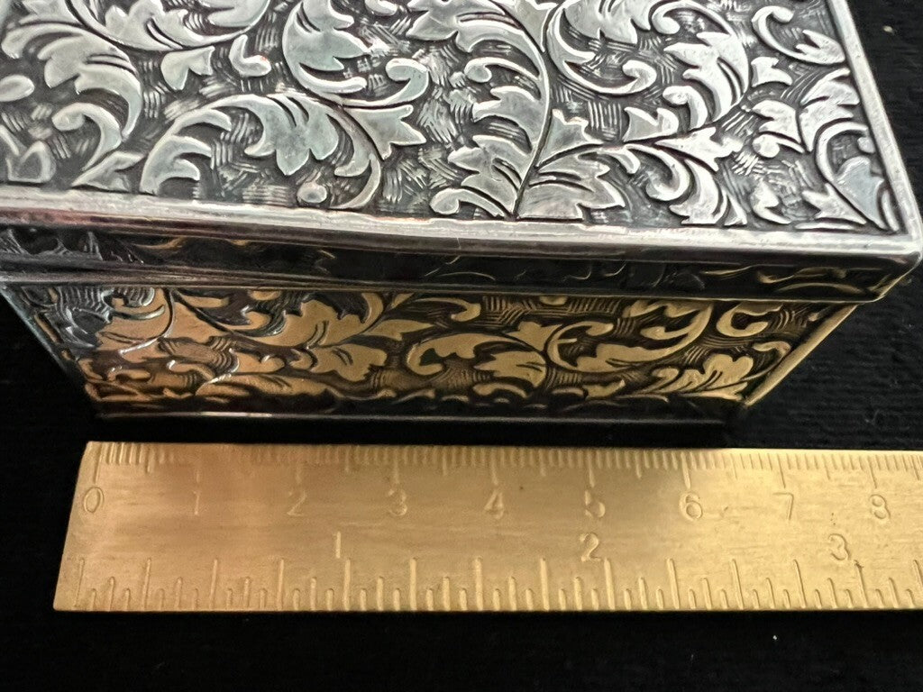 Porte- Tabac Cigarettes Ciselé Interne Concave D'Origine Liberty 1900
