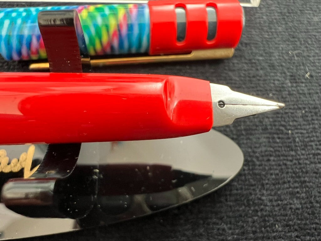 Auretta Stylo-Plume Stylo à Plume par Aurora Rouge Jungle Cartouches Cru 1970