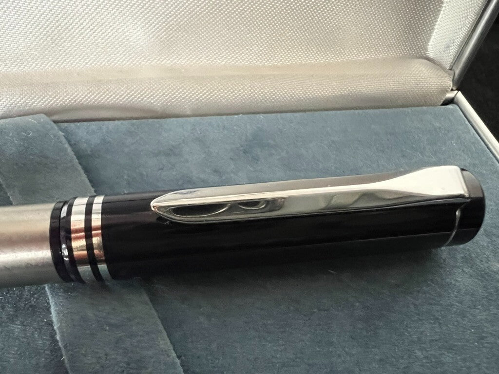 Pelikan P40 Stylo-Plume Stylo à Plume Chrome Blue à Cartouche Écrit Avec Boîte 