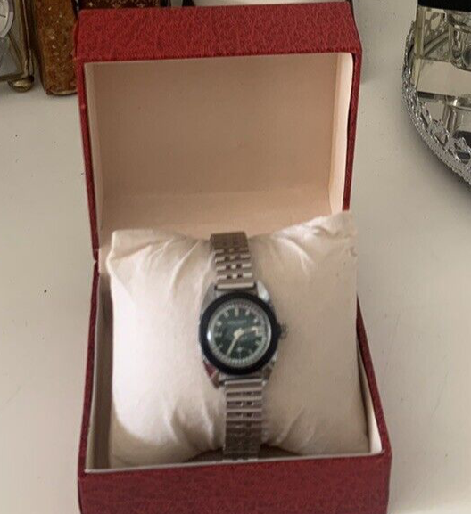 🔴 HEDY WATCH women's SUB DIVER manual underwater watch 4 ATM vintage 