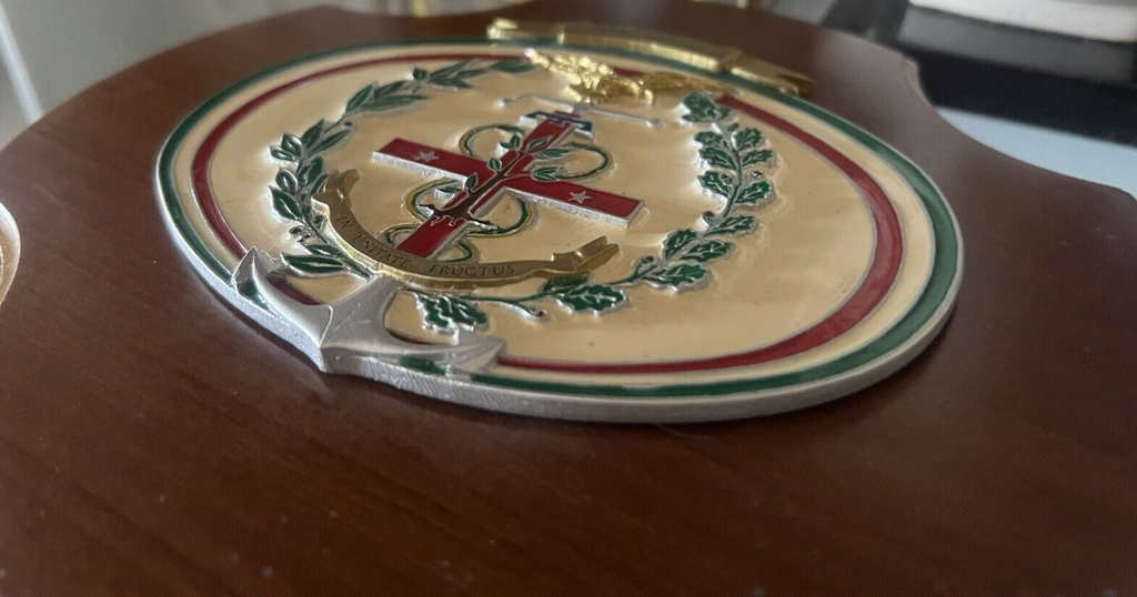 🔴 Wappen SANITA' MILITARE Schild aus Holz und Metall IN UNITATE FRUCTUS 