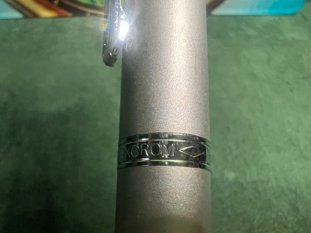 Inoxcrom Stylo-Plume Stylo à Plume Laque Aluminum à Cartouche Jamaisé Utilisé 