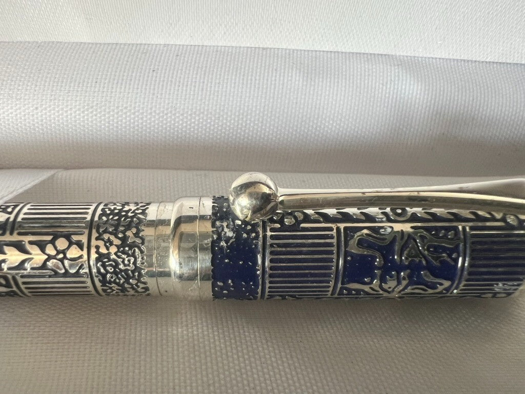 Laura Biagiotti Stylo-Plume Stylo à Plume Métal Craie&plus Bleu Iridium