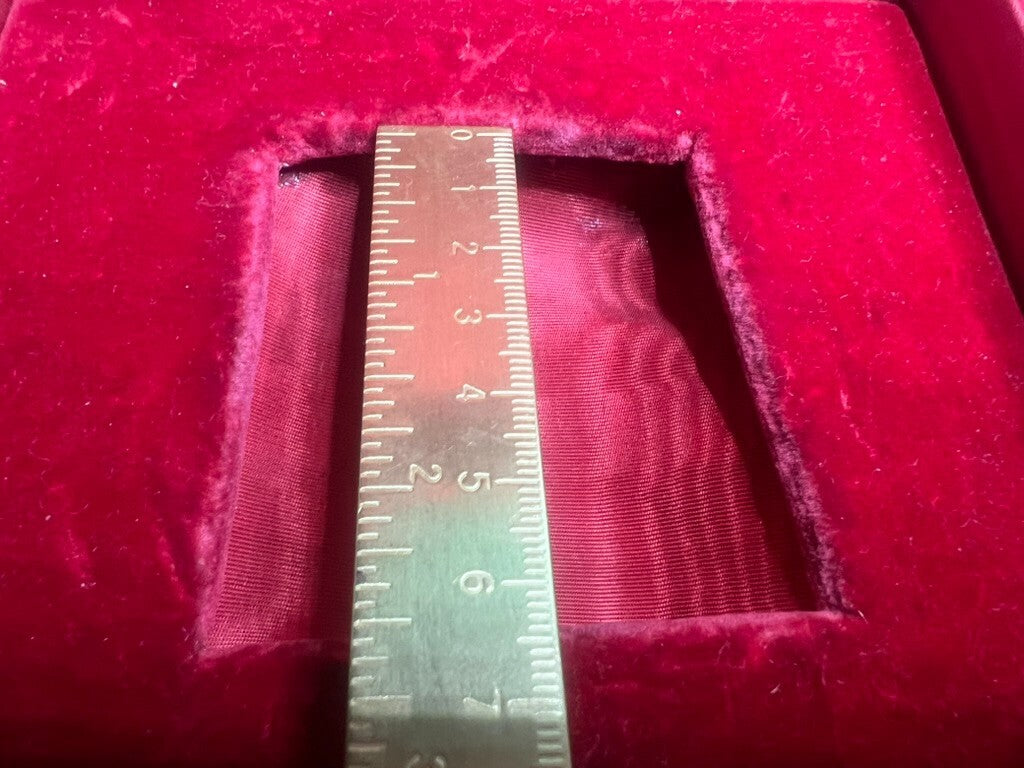 Furst Boîte Bijou Housse Trousse Velours Rouge Intérieur Soie Moirè 
