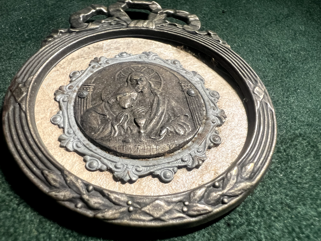 🔴 Ciondolo medaglione religioso prima comunione in metallo vintage