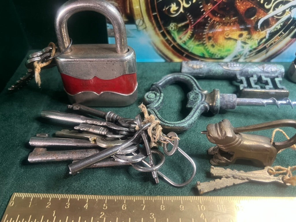 🔴 LUCCHETTI portachiavi apri bottiglie e chiavi da collezione lotto vintage