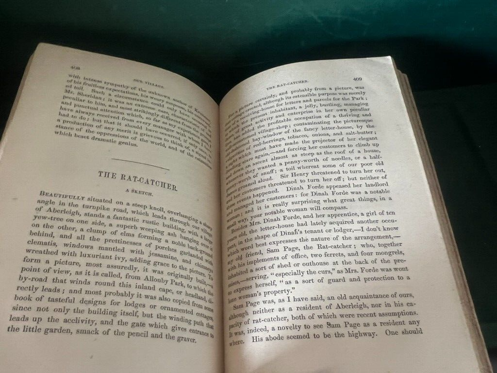 🔴 Buch UNSER DORF Mary Russel Mitford Englischsprachiges SELTENES antikes Buch von 1870 