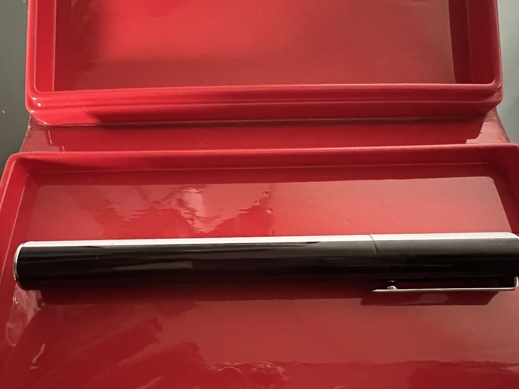 Stylo-Plume Auto Mini Sphère Laque A Rayures Blanc Noir Écrit Parfaitement
