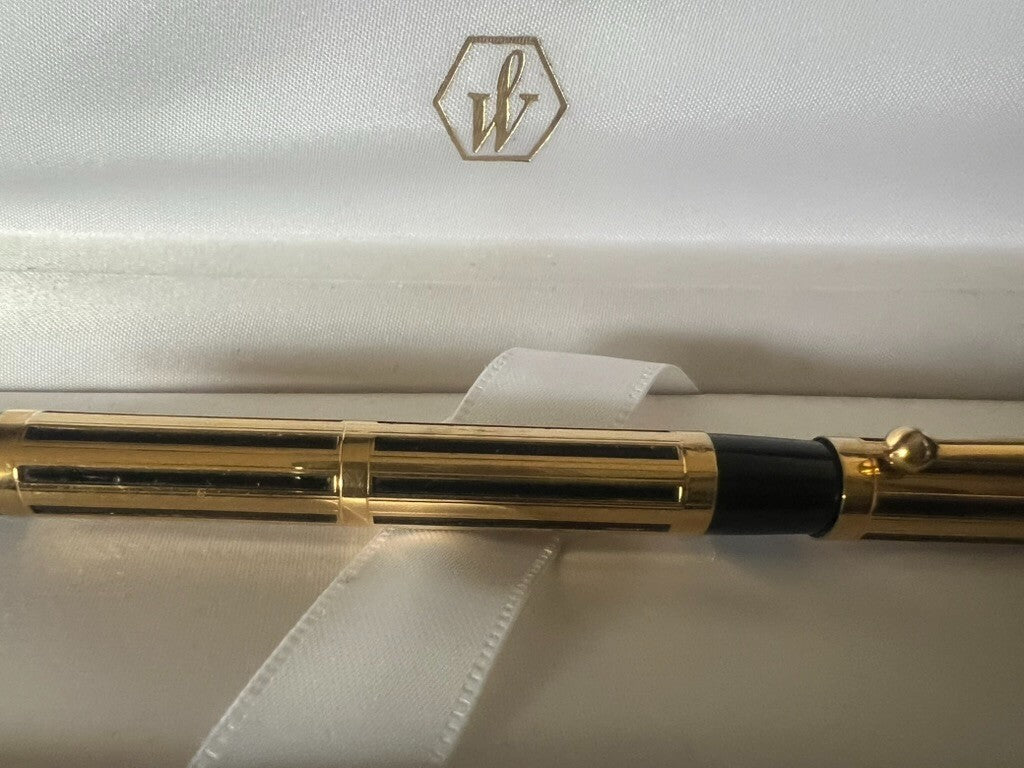 Waterman Stylo-Plume Sphère Night And Day Plaqué Or Avec Fenêtre Concave Écrit