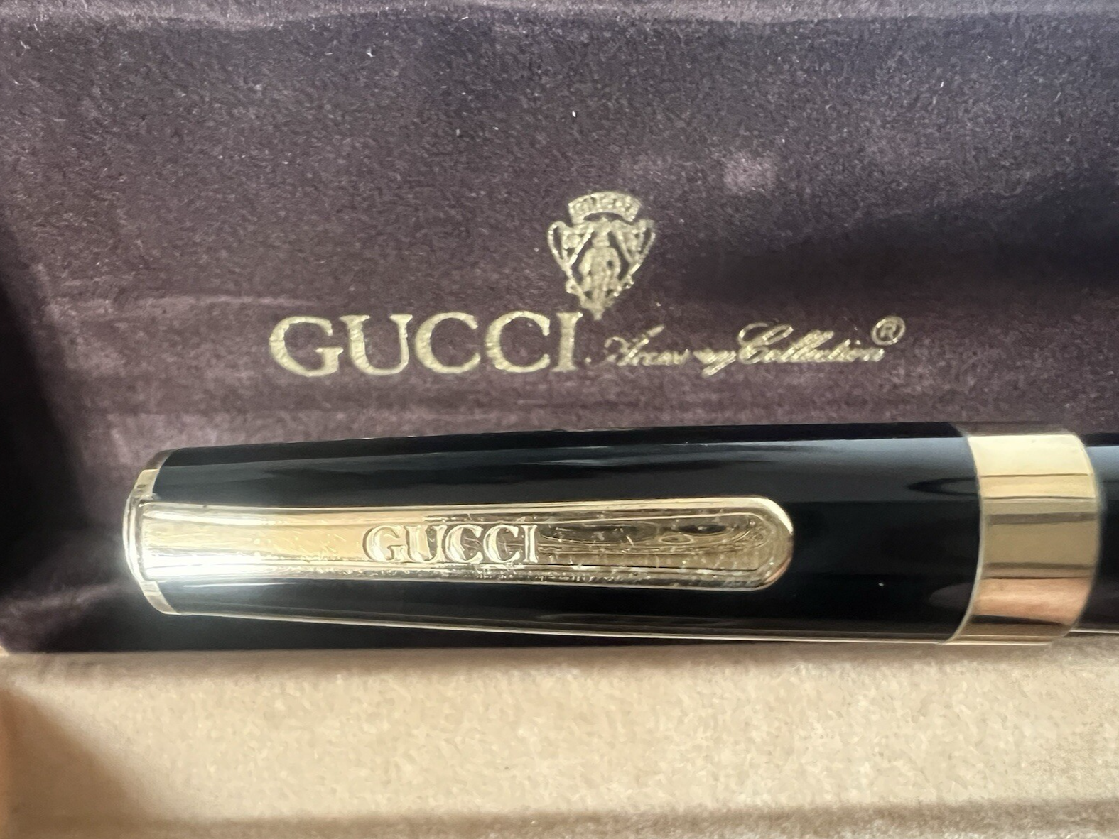 Gucci Stylo-Plume Stylo à Plume Résine Noire A Cartouche M Trousse Garantie