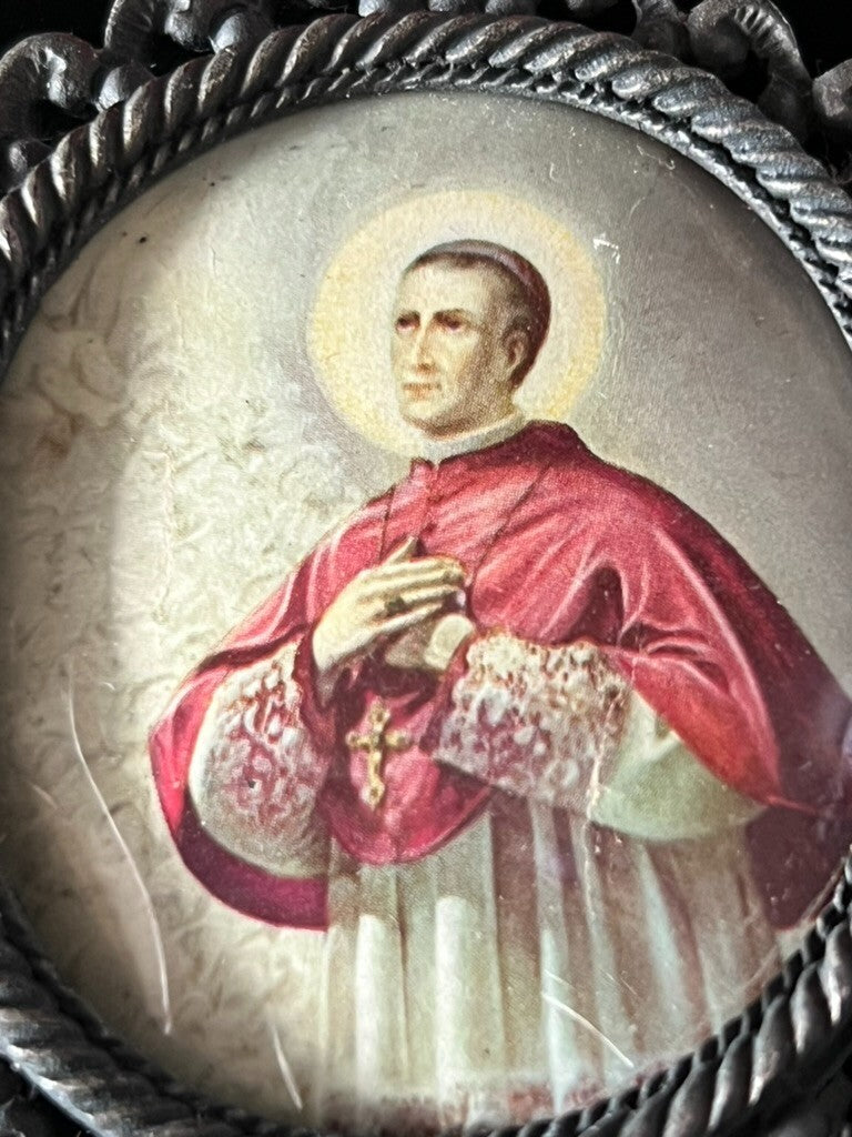 Santino Avec Cadre en Dentelle Bronze Et Ruban de Velours Rouge Vintage 1930