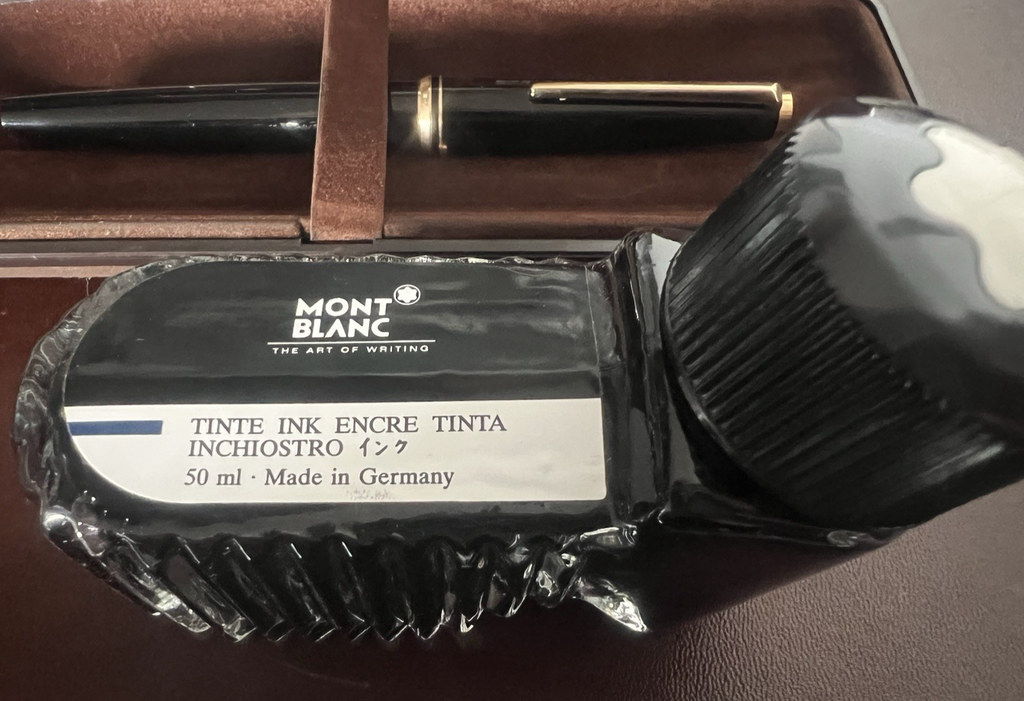 🔴 MONTBLANC 221 stilografica pistone pennino oro 14K garanzia vintage '60 NOS