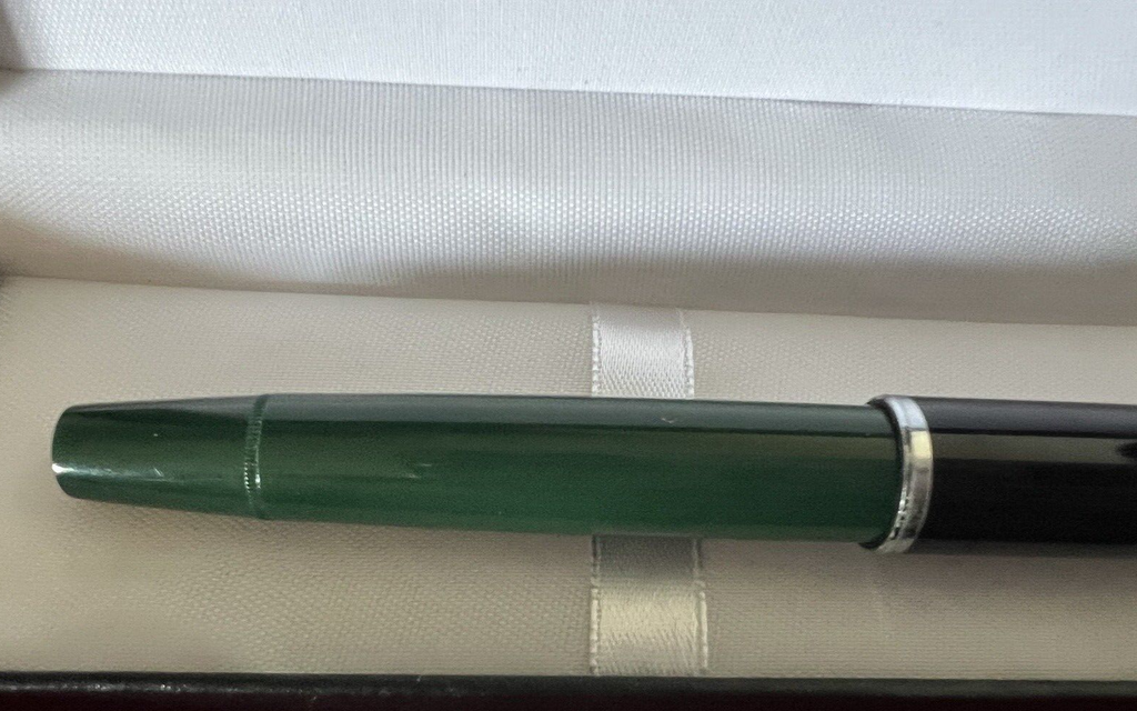 Ero Pens Stylos-Plumes Minor Vert Noir À Piston Écrit Vintage 