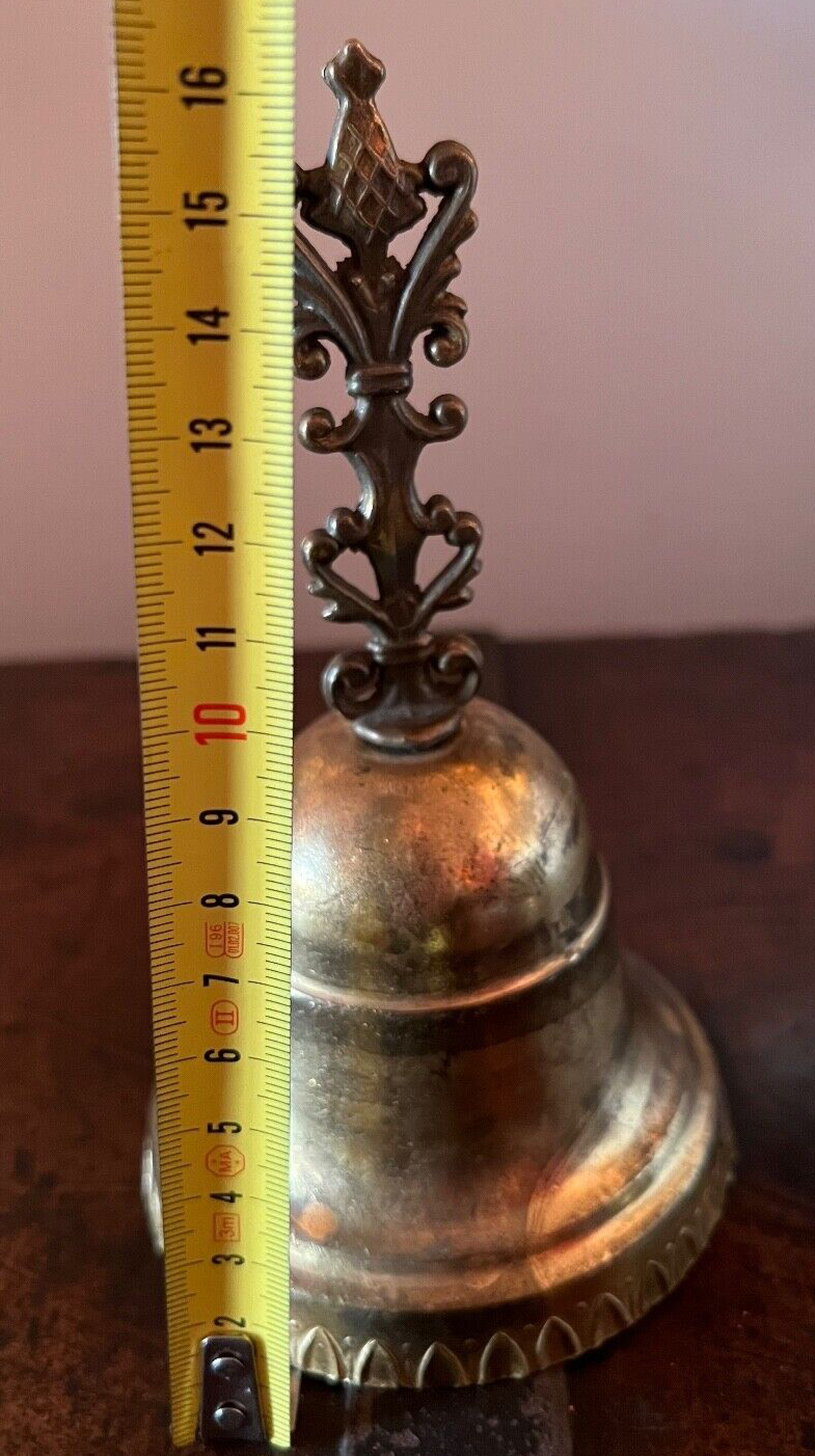 Sonnette Cloche Métal Dentelle Diamètre 9,5 Hauteur 16 Vintage