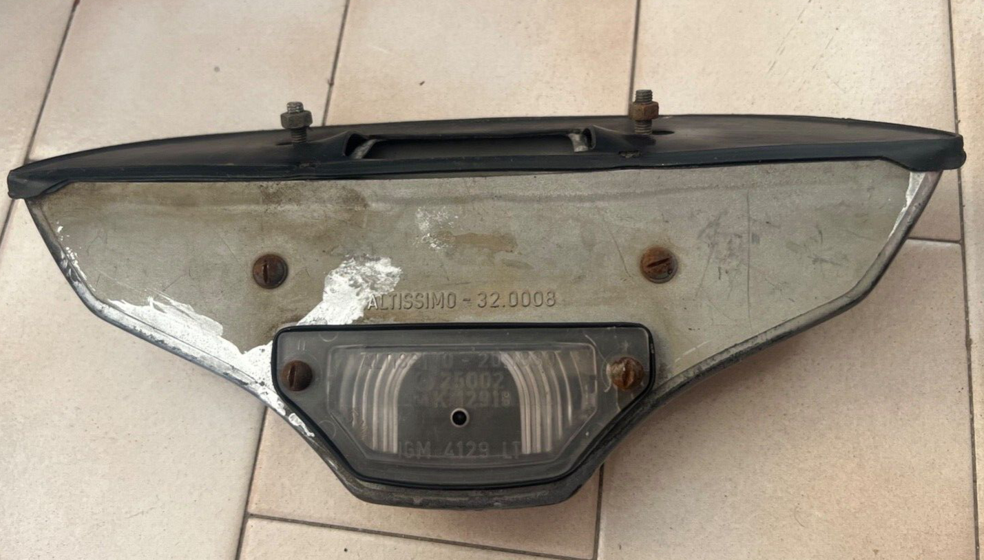 FIAT 500 F-L-R Luz De Iluminación De La Placa Original ALTISSIMO 320008
