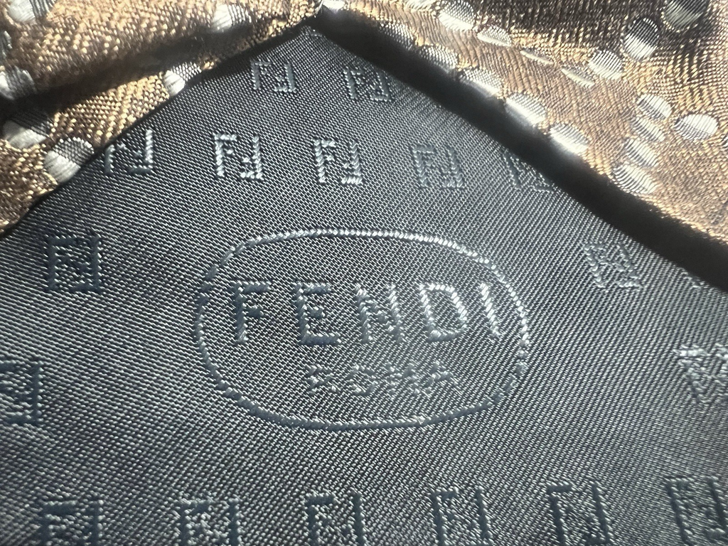 Fendi Men's Classic Elegant Brown Pure Silk Tie