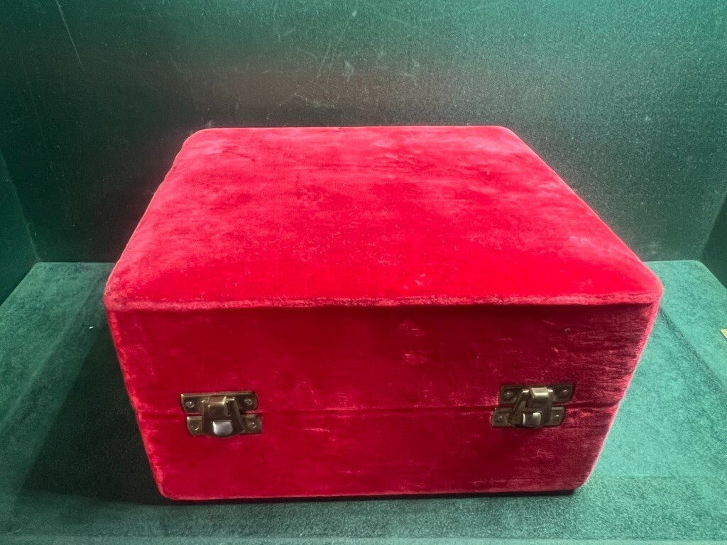 Furst Boîte Bijou Housse Trousse Velours Rouge Intérieur Soie Moirè 