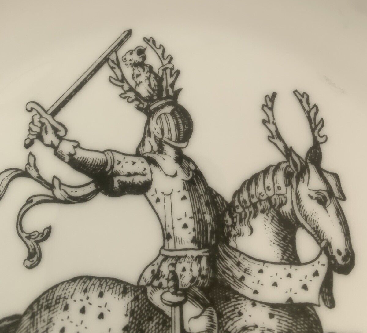 🔴 TIRSCHENREUTH piatto porcellana Germany a parete CAVALIERE 3 vintage 25 cm