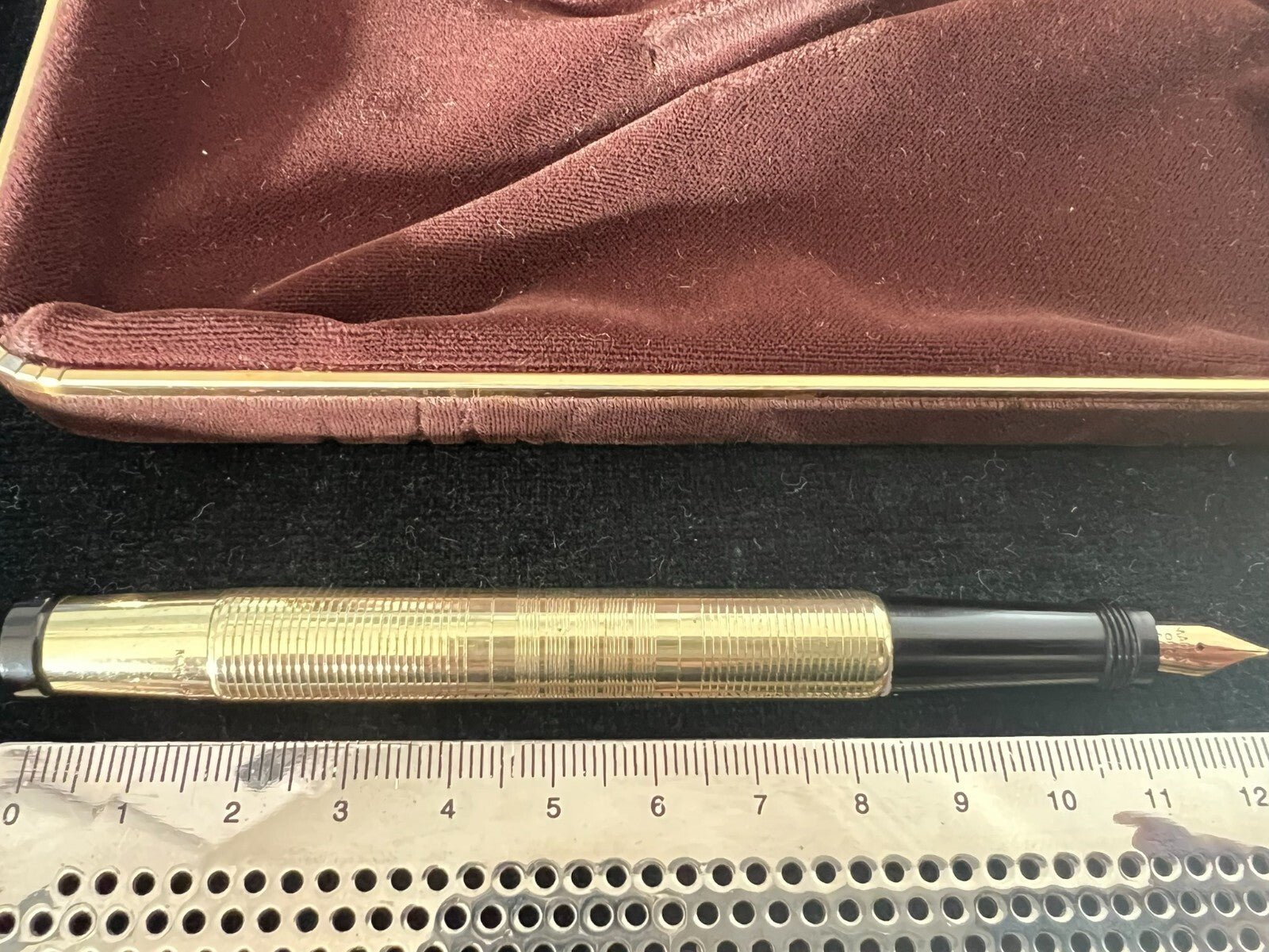 Red Ma Gus PO Einziehbarer Füllfederhalter, vergoldet, funktioniert, Vintage 