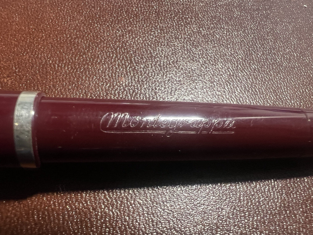 Montegrappa Stylo-Plume Stylo à Plume Bordeaux À Piston Écrit Style Vintage