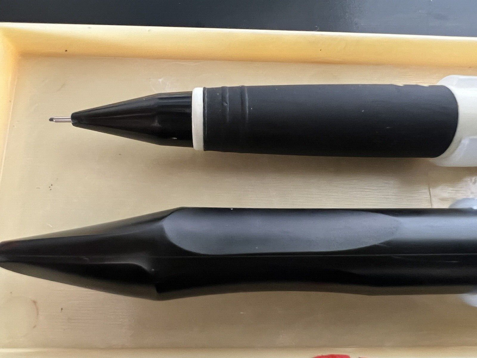 🔴 PILOT penna sfera EXPLORER nera matita meccanica THE SHAKER 0,5 vintage