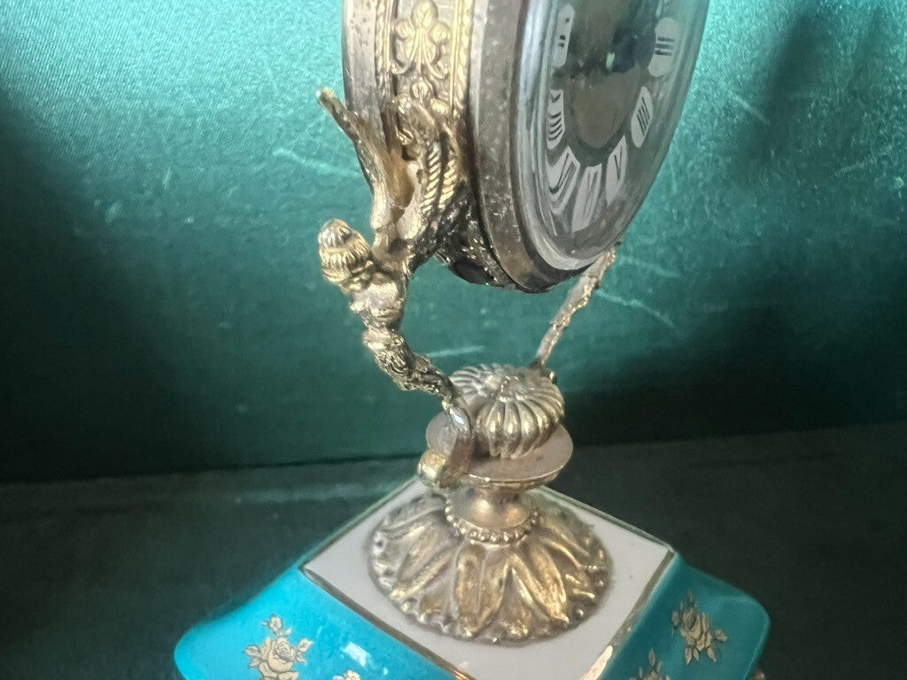 🔴 OROLOGIO porcellana decorata con piedi di leone da revisionare h 35 vintage