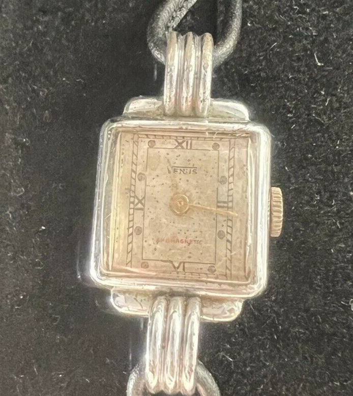 🔴 VENUS HAND-WINDING watch for women, miniature case, vintage leather bracelet 