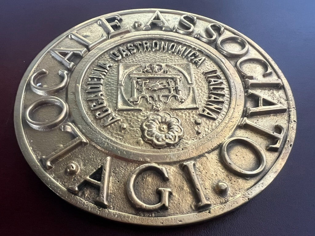 Placa AGI Local Asociado Academia Gastronómica Italiana Restaurante OTTONE