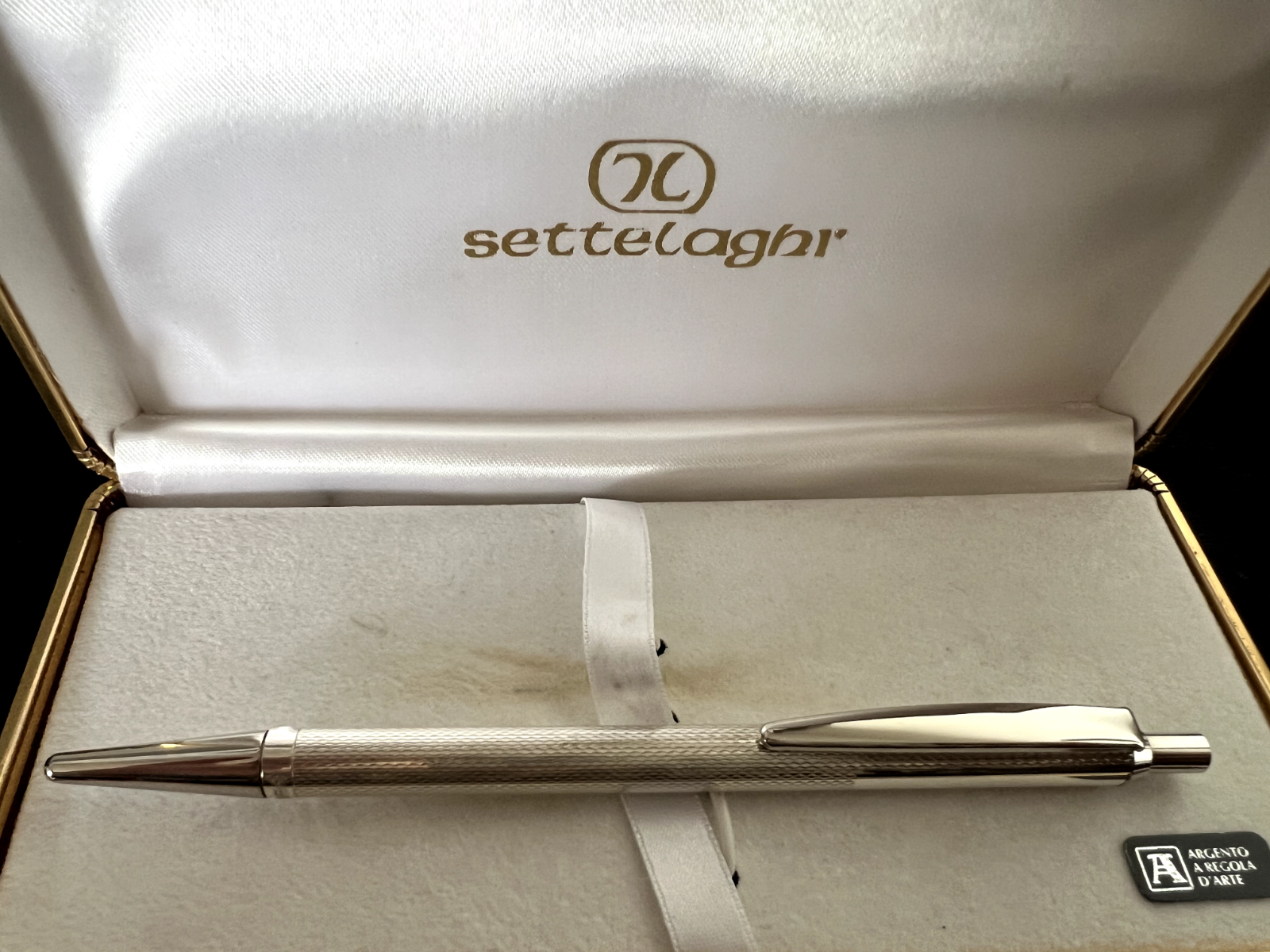 🔴 SETTELAGHI Kugelschreiber aus massivem 925er Silber mit Guilloche-Muster, persönliches Fenster 7 