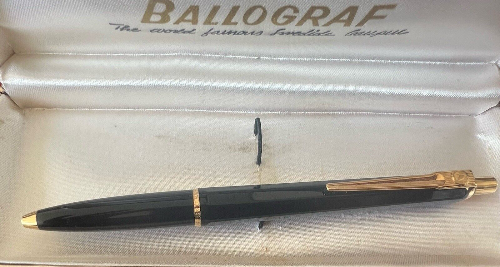 Ballograf Pen Sphere Classic Black Button Snap Gold 4 