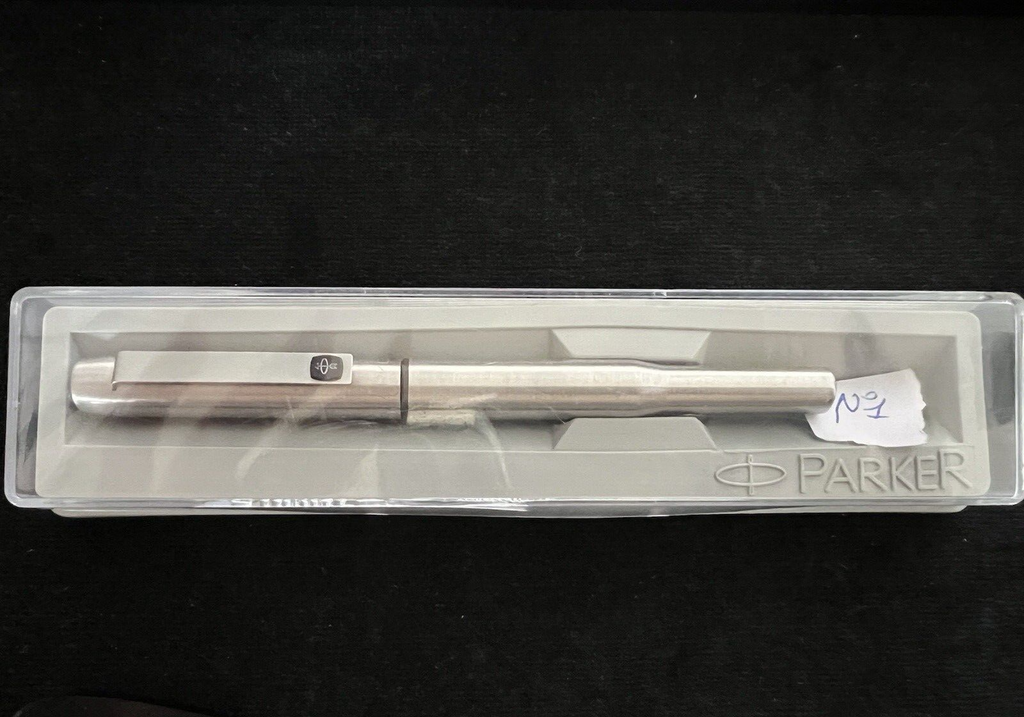 🔴 PARKER penna stilografica 25 cromata sigillo NERO scrive vintage 1970 n.1