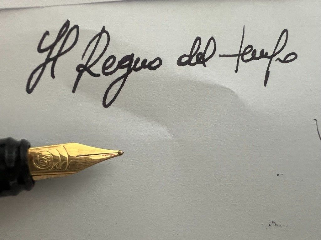 Pelikan G0 Stylo-Plume Stylo à Plume à Cartouche Doré Écrit Vintage 