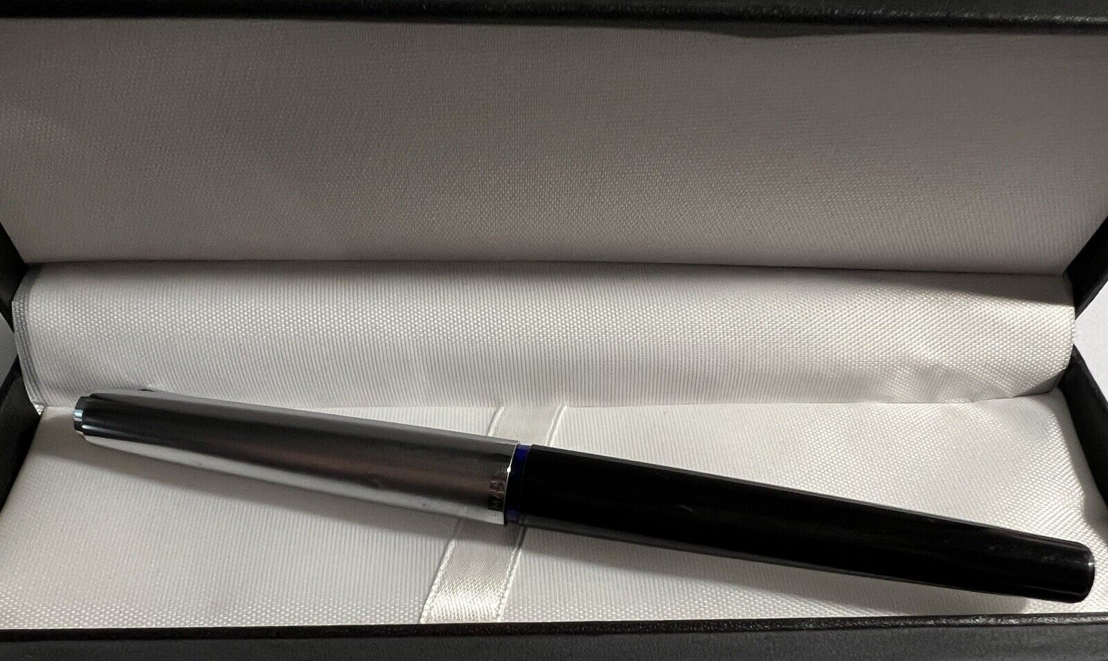 Pelikan Stylo-Plume Stylo à Plume Noire Chrome A Cartouche Écrit Vintage