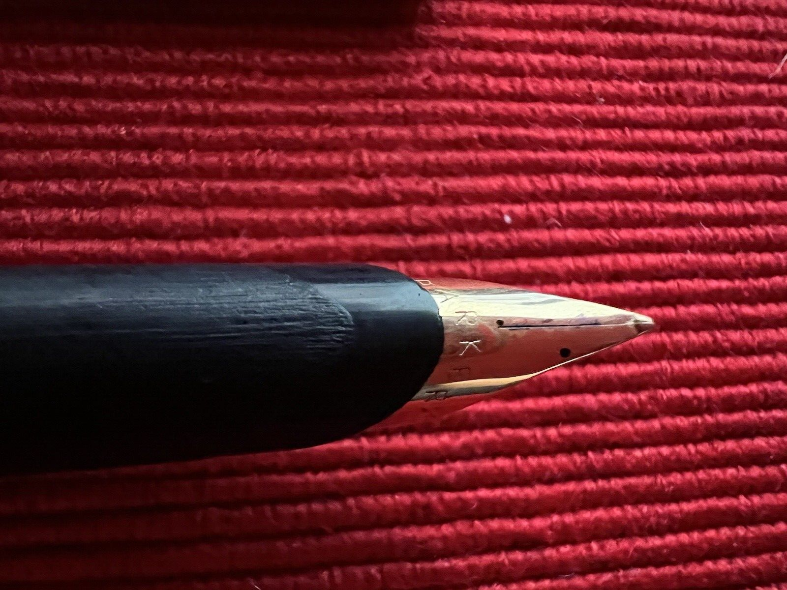 🔴 PARKER penna stilografica Arrow lacca nera profili dorati a cartuccia scrive