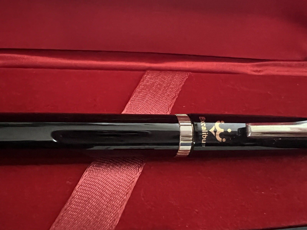 🔴 PENTEL Excalibur Kugelschreiber, schwarzer Lack, mit Anleitung und Etui 