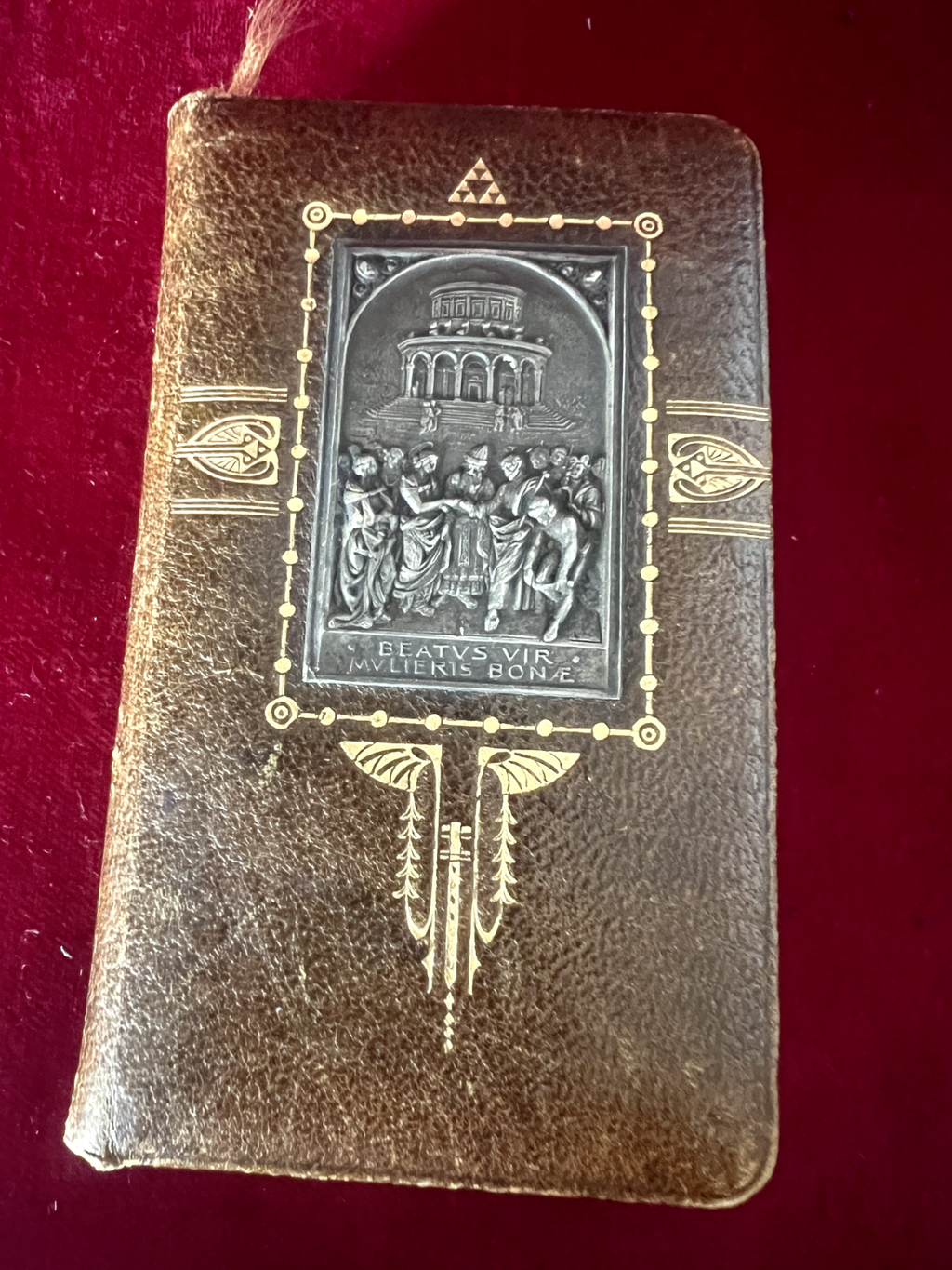 Livre Le Mariage Chrétien Avec Santini Antique Avec Effige Ciselé Bas-Relief 