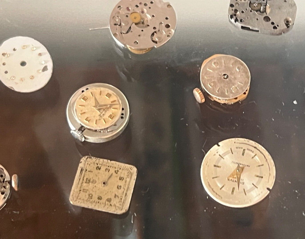Mouvements Montres Femme Zarvath Horus Novelti Onsa Aris Lot 22 Pcs