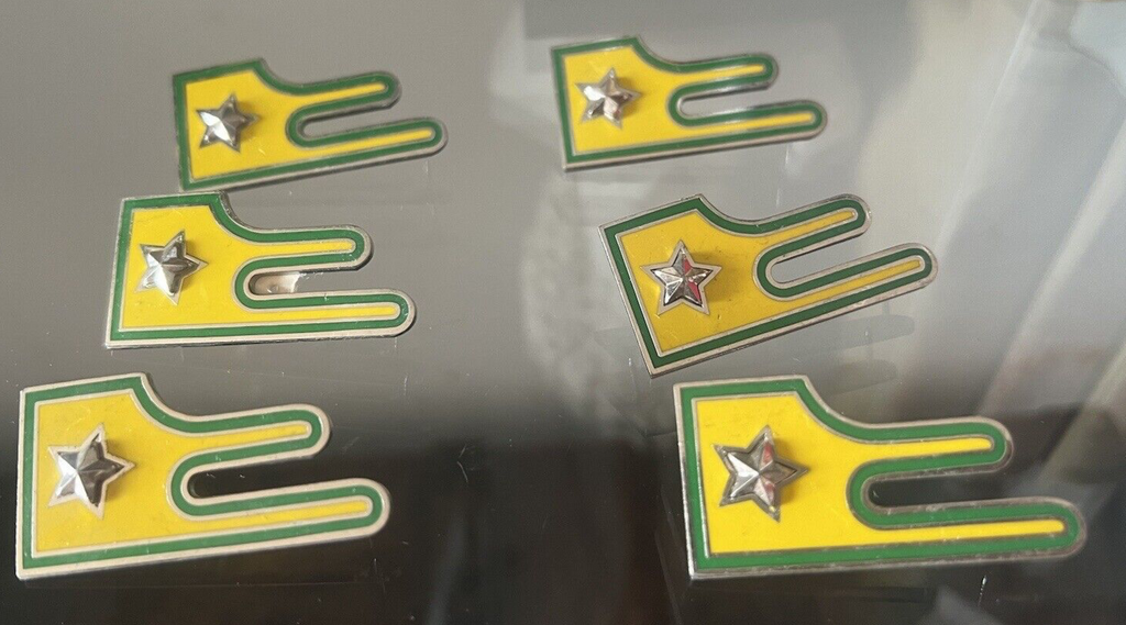 Toggle Forces Armées Italien Militaire Métal Et Vernis Galons 6 Pièces Vintage