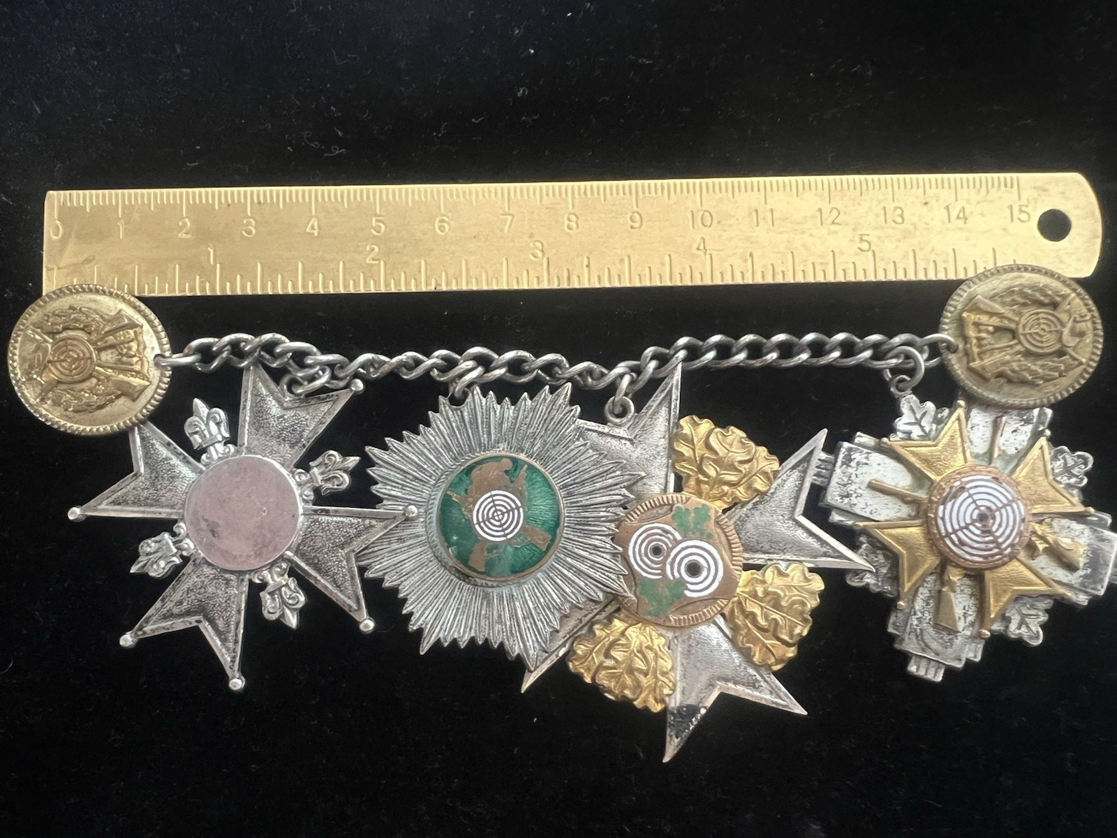 Polen Kreuz Ehrenzeichen Medaillen Metall Mit Emaille Und Broschen Uniform