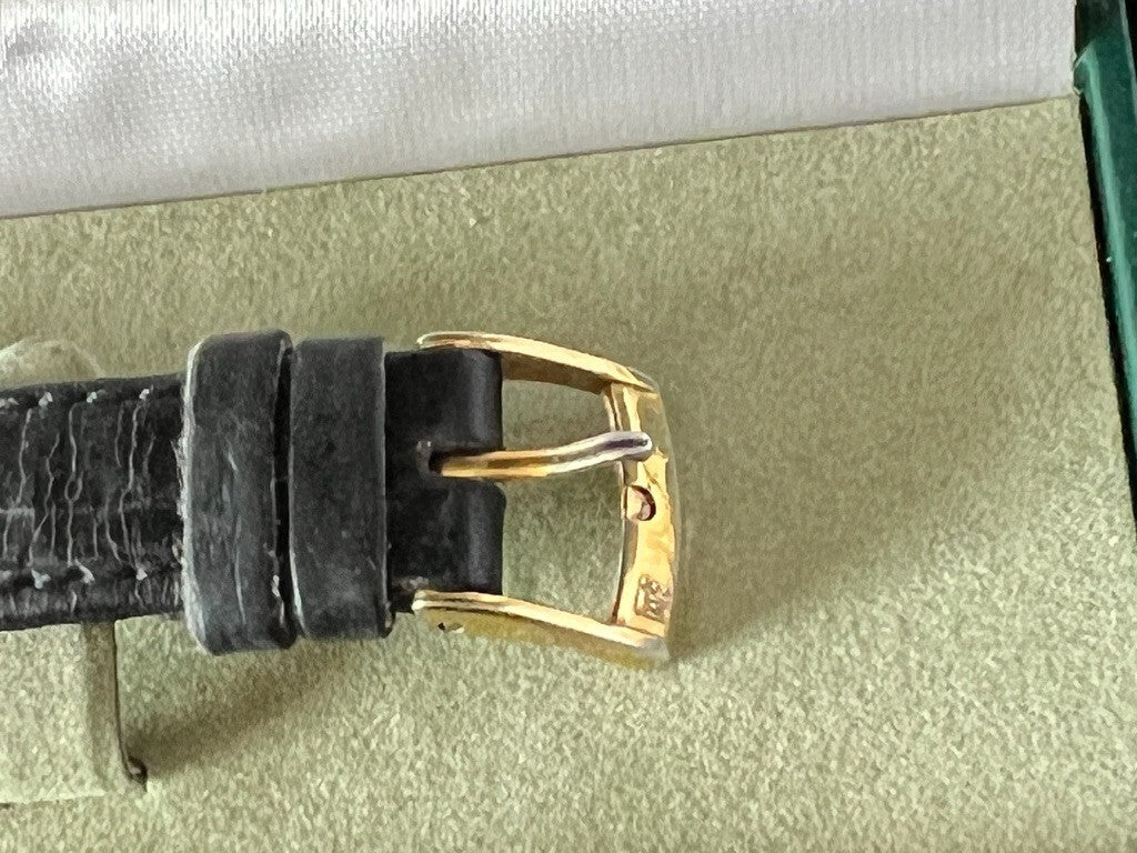 GUCCI Women's Watch Gold Plated Works 2000L Quartz Vintage 80